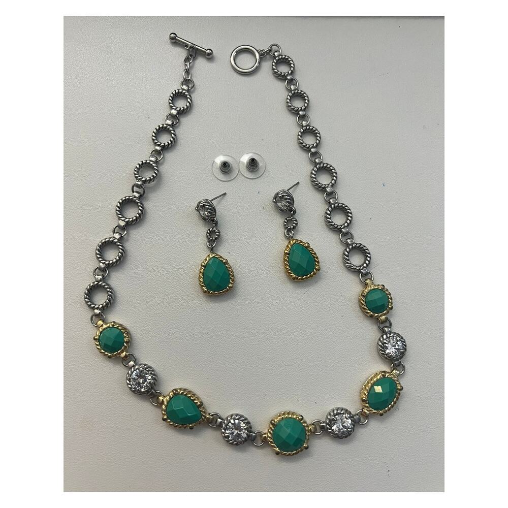 VINTAGE STATEMENT NECKLACE & EARRING SET SILVERTONE AND GOLDEN TONE NWT